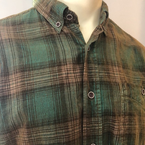 CLEAR WATER OUTFITTERS MENS LONG SLEEVE CORDUROY BUTTON DOWN PLAID SHIRT SIZE L - Picture 3 of 11